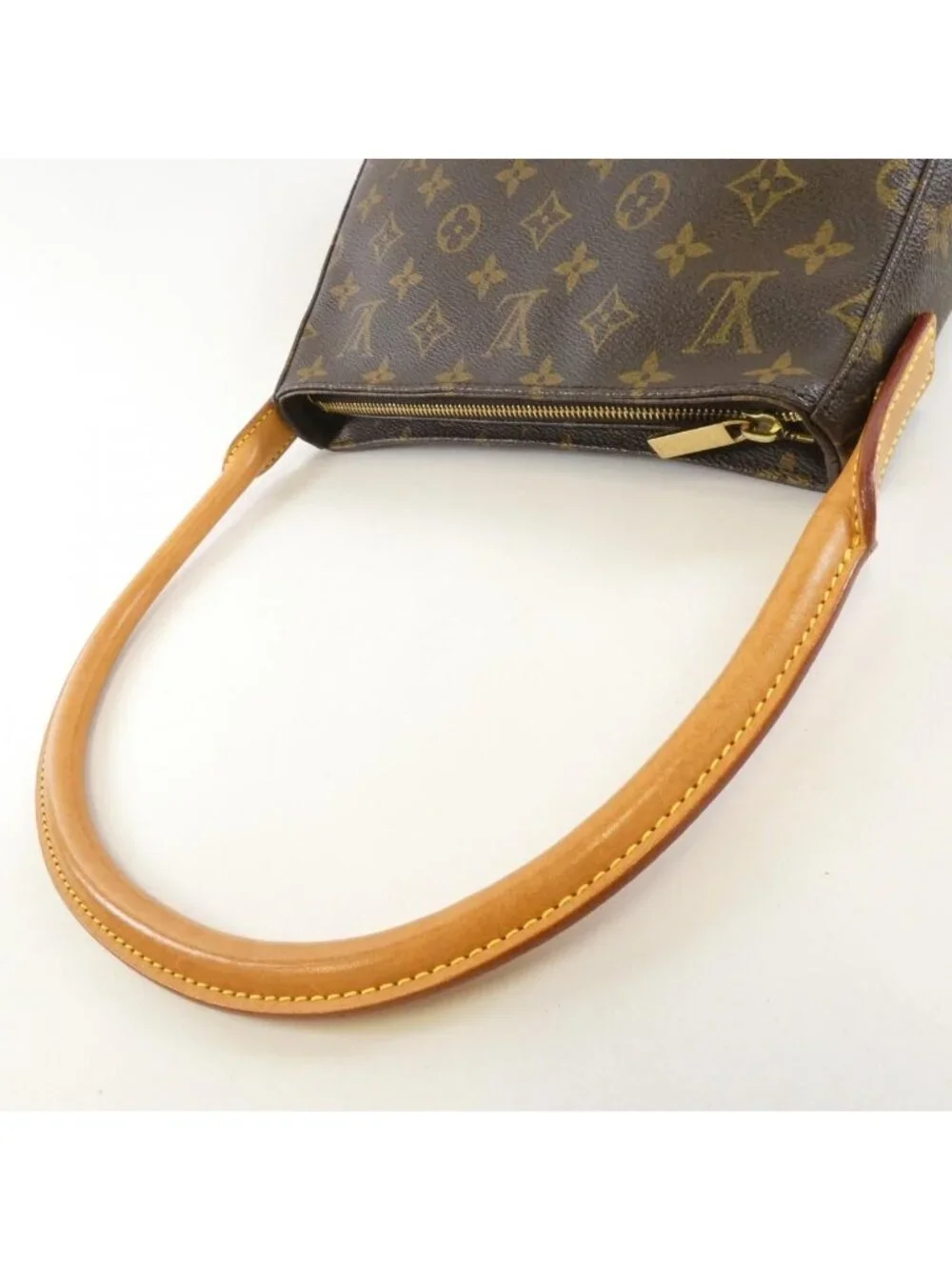 Louis Vuitton Monogram Looping MM Shoulder - Picture 5 of 9